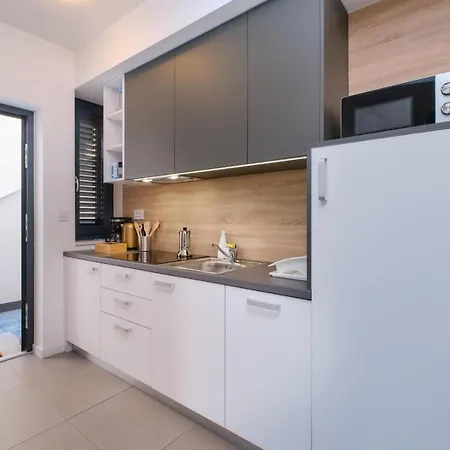 House Torre Apartments Mali Losinj Exterior photo